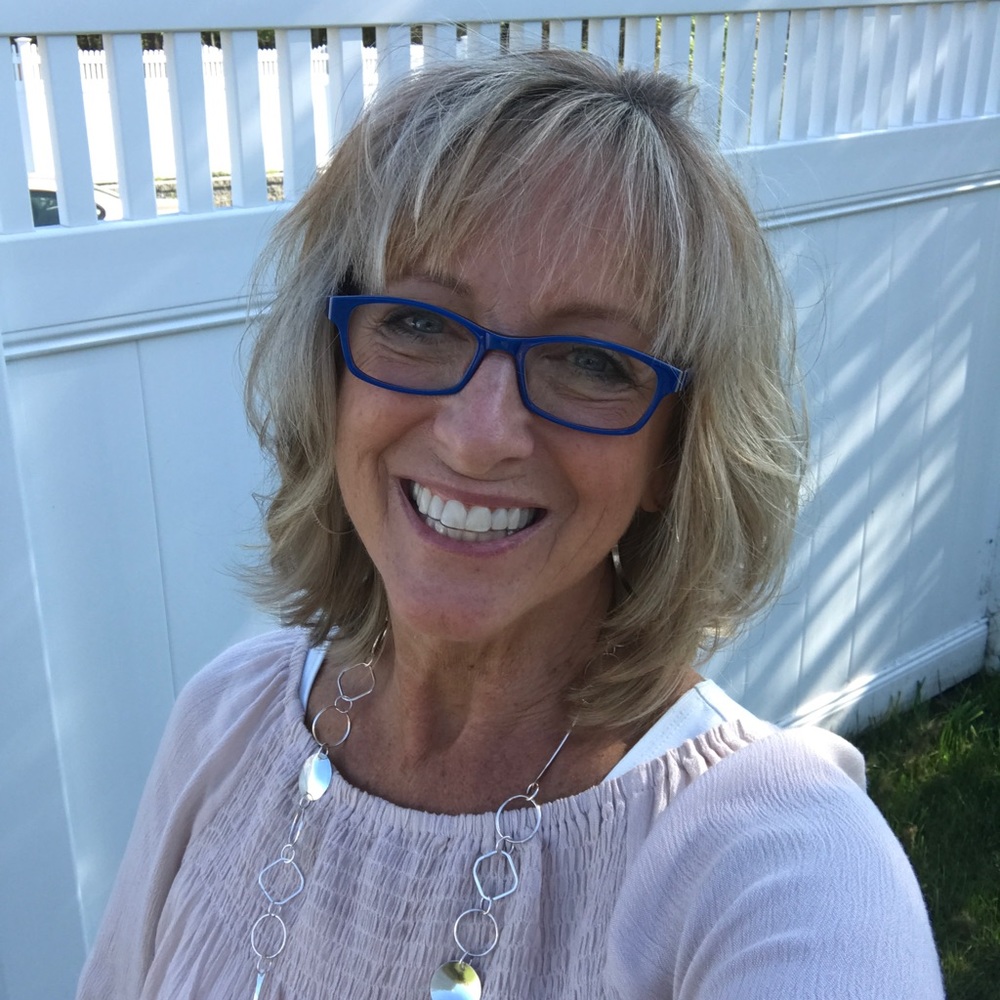 Meet your Posher, Carole